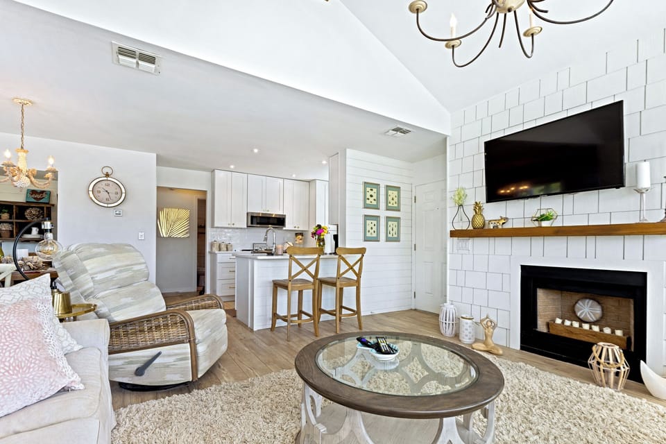 Lovely ground floor condo.