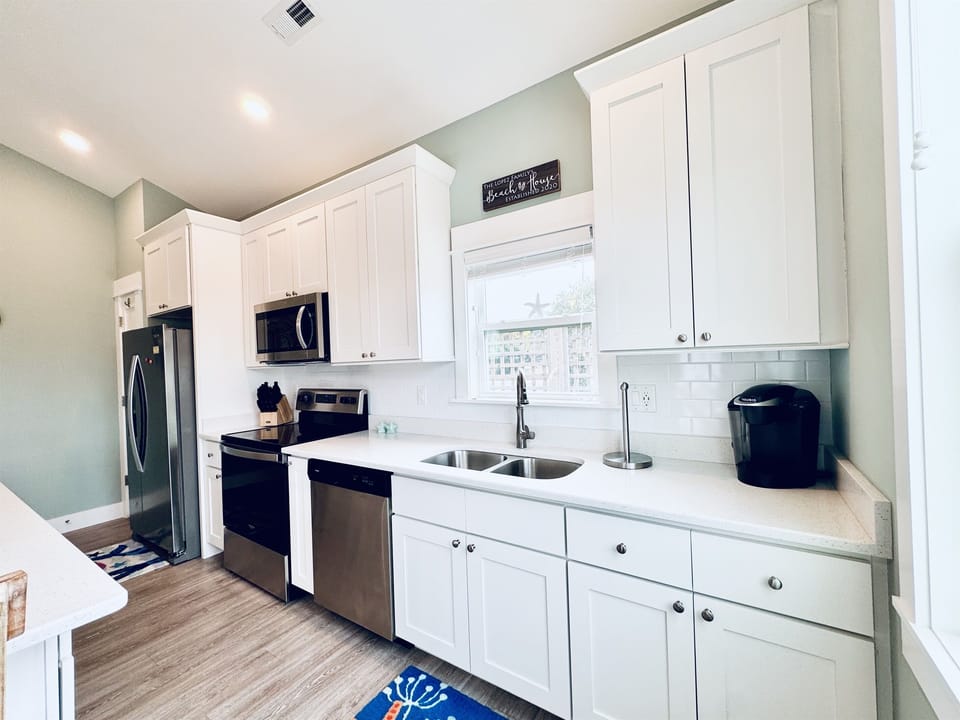 Full Kitchen