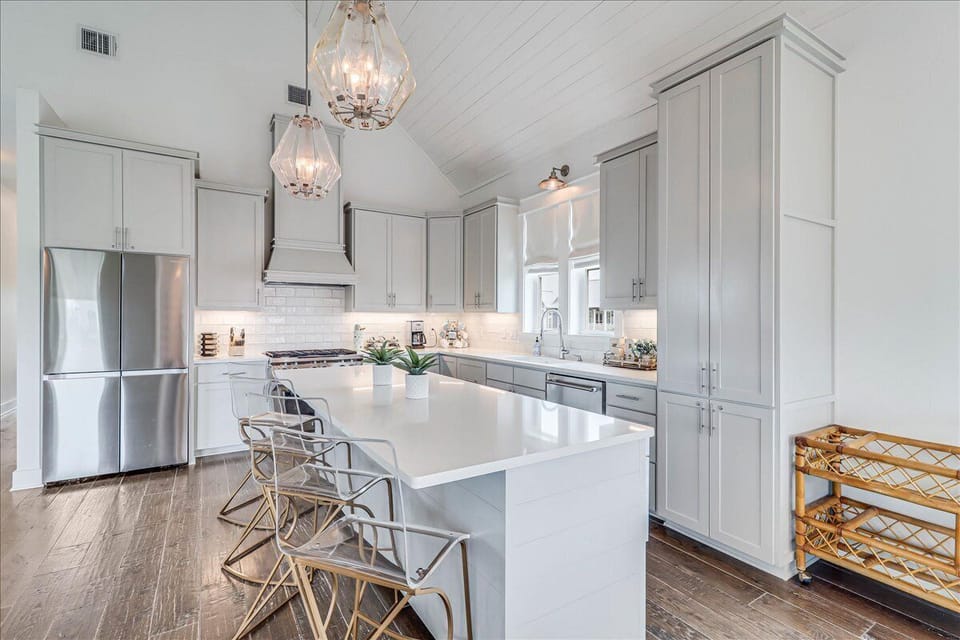 House (5 Bedrooms) | Interior