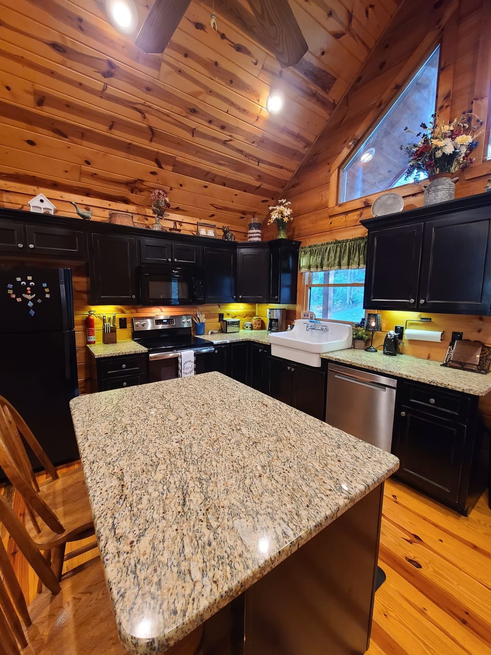 Full Kitchen: Granite Counters, Famers Sink, Dishes, Glassware, Flatware, etc.