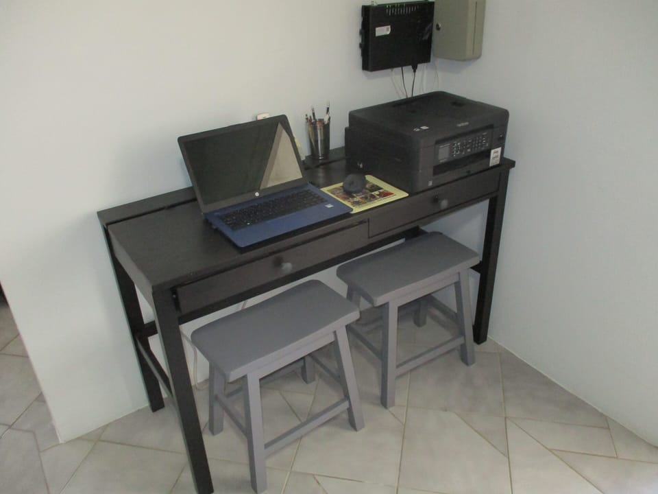Work Station