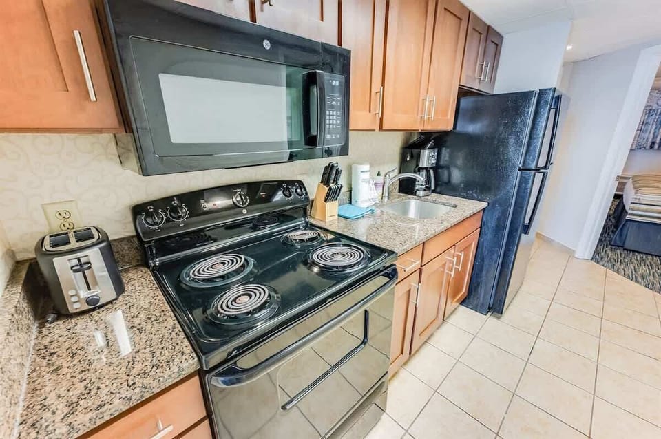 Full Sized Appliances in Kitchen Area
