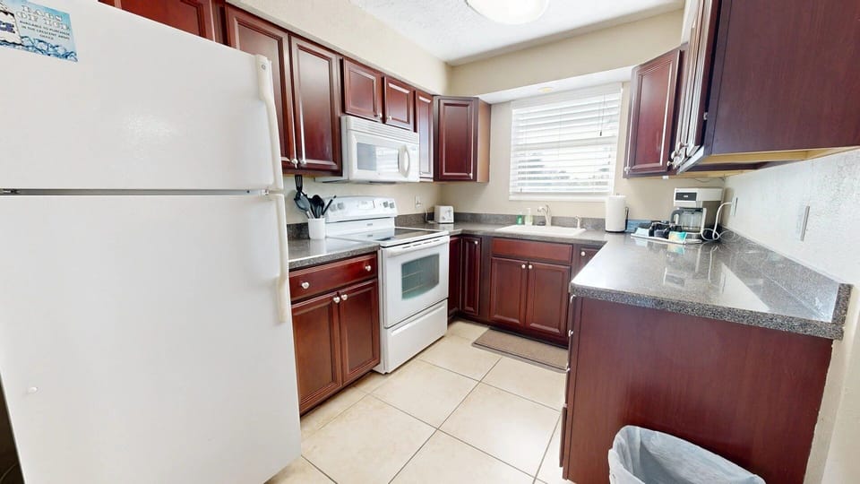 Kitchen Fully stocked for all your cooking needs.