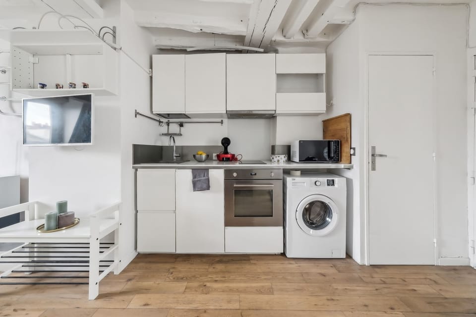The kitchen is fully equipped to prepare a simple meal