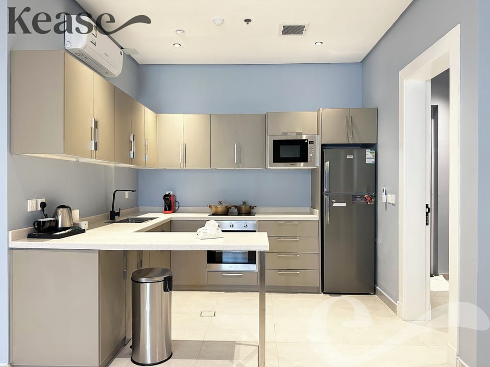 Design Apartment, 3 Bedrooms | Private kitchen | Electric kettle