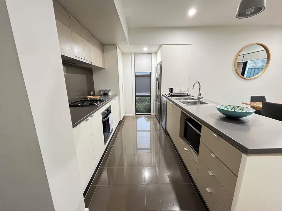 Executive Apartment | 2 bedrooms, blackout drapes, iron/ironing board, free WiFi