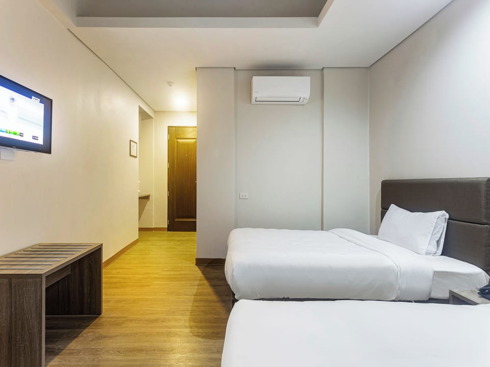 Deluxe Twin Room | Free WiFi, bed sheets