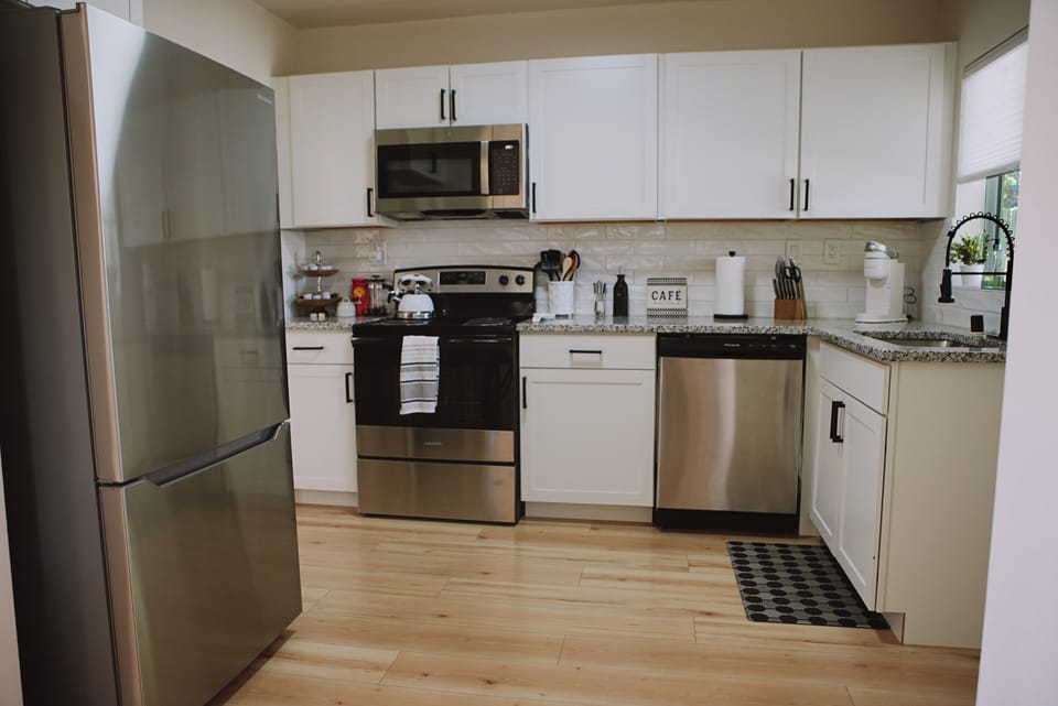 Brand New Stainless Steel Appliances.  Who doesn't like new things?