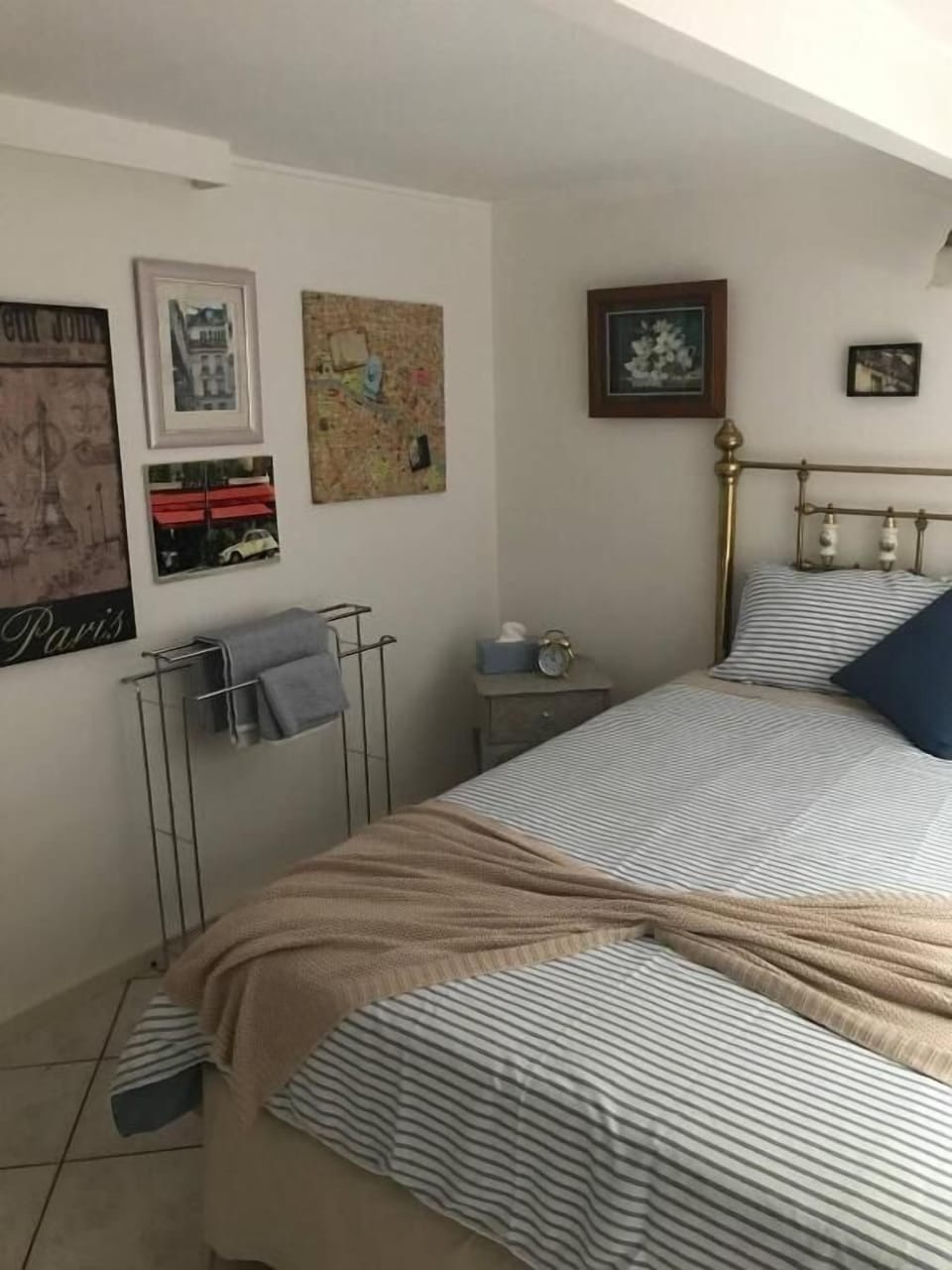 Economy Double Room | Premium bedding, laptop workspace, WiFi (free), individually decorated
