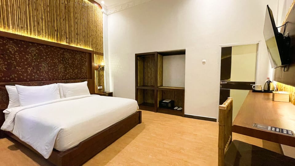 Standard Double Room | Desk, free WiFi, bed sheets