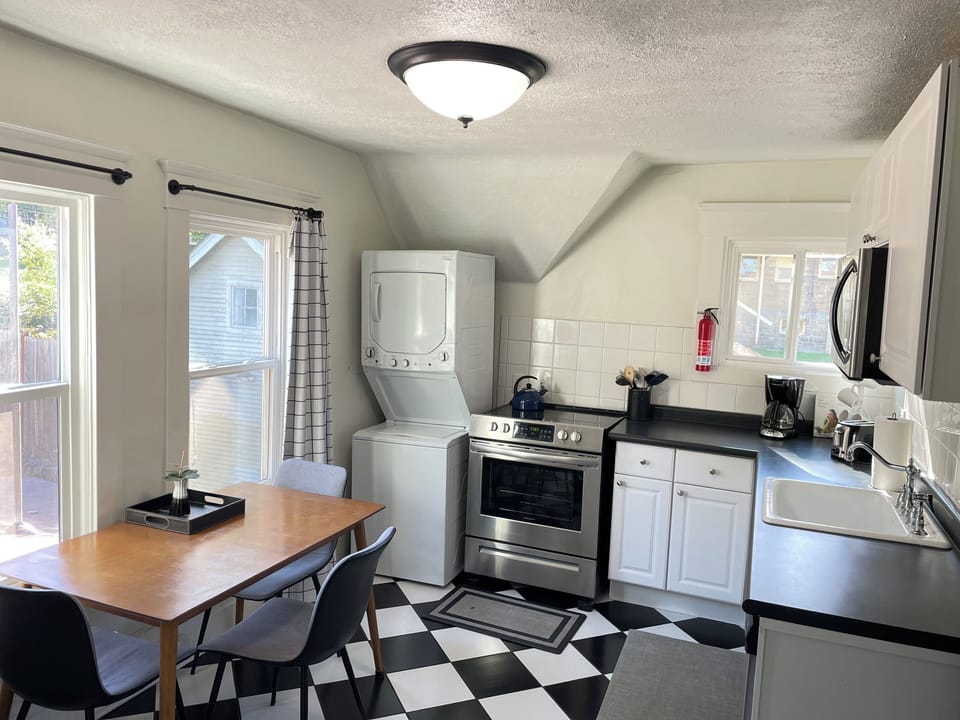  2025. Kitchen 
