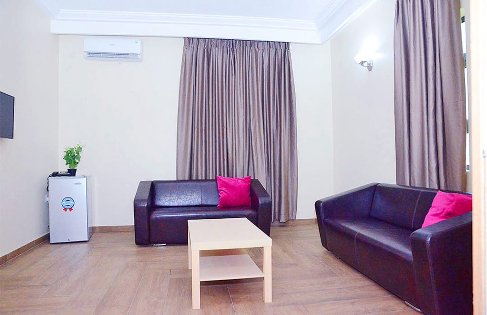 Superior Suite | 1 bedroom, premium bedding, Tempur-Pedic beds, desk