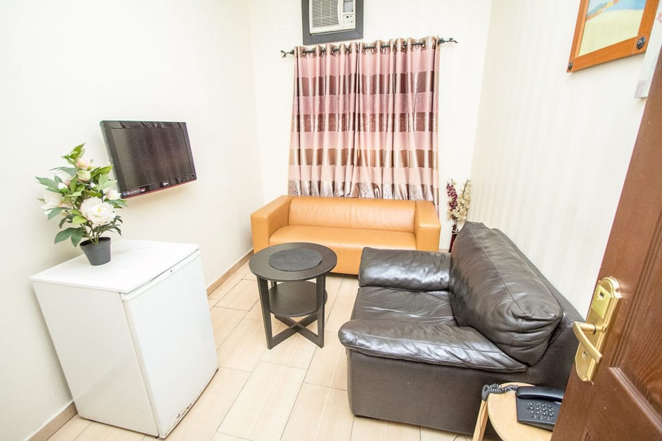 Royal Suite | 1 bedroom, premium bedding, Tempur-Pedic beds, desk