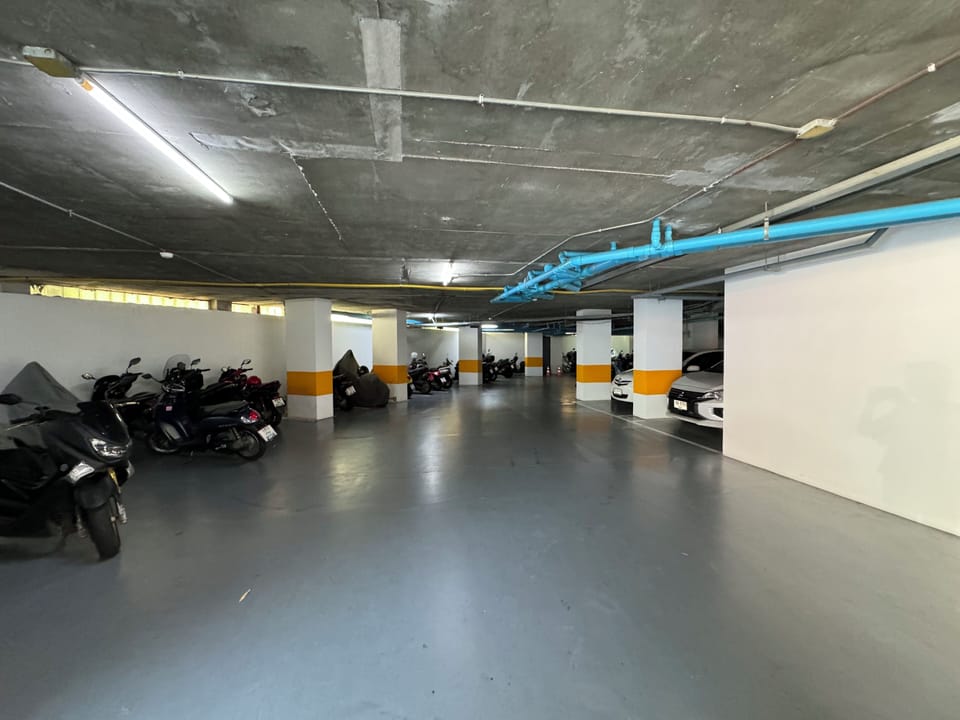 Free self parking