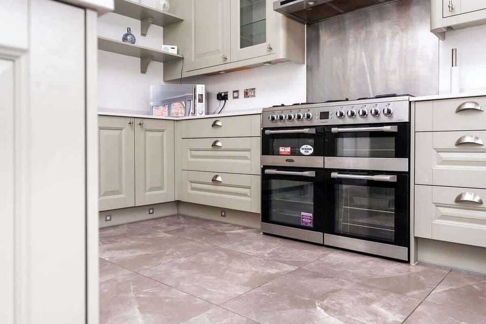 Enjoy cooking your meals in our well-equipped kitchen.
