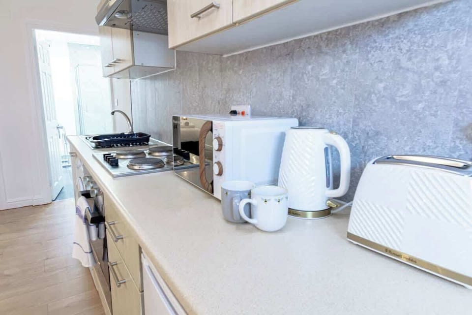 Kitchen equipment available for your private use on the duration of your whole stay.