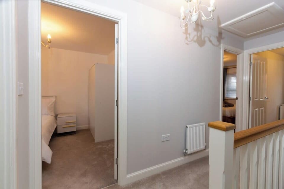 Hallway to the rooms.