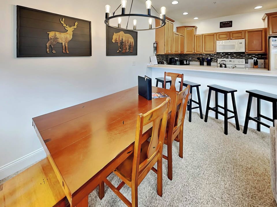 House (4 Bedrooms) | Property amenity
