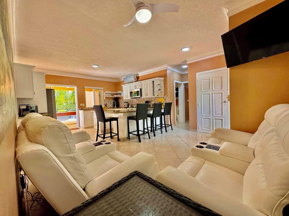 ✨CASA COCO-LOCO✨Superior 2 Bedroom @ Casa Linda