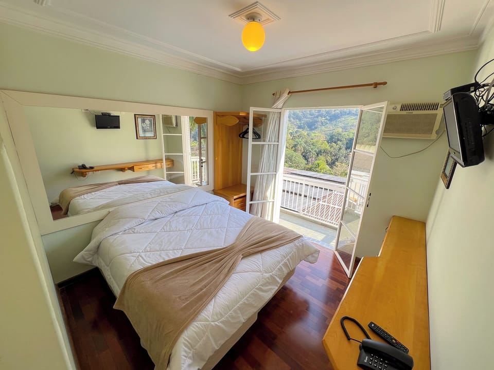 Quarto Stardard com Varanda | Free WiFi, bed sheets