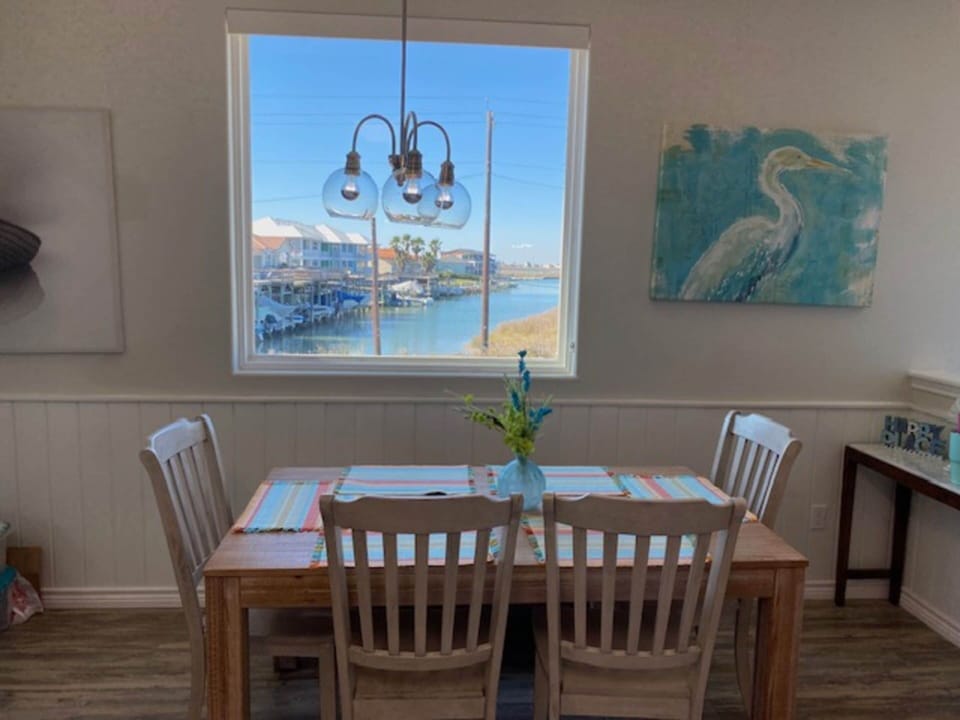 Studio (2 Bedrooms) | Property amenity