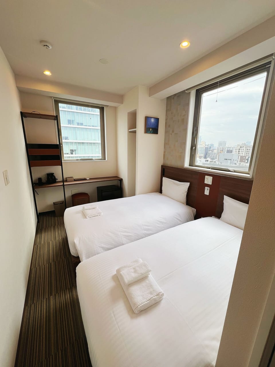 Business Double or Twin Room, 2 Twin Beds, Private Bathroom, Tower | Desk, laptop workspace, soundproofing, free WiFi