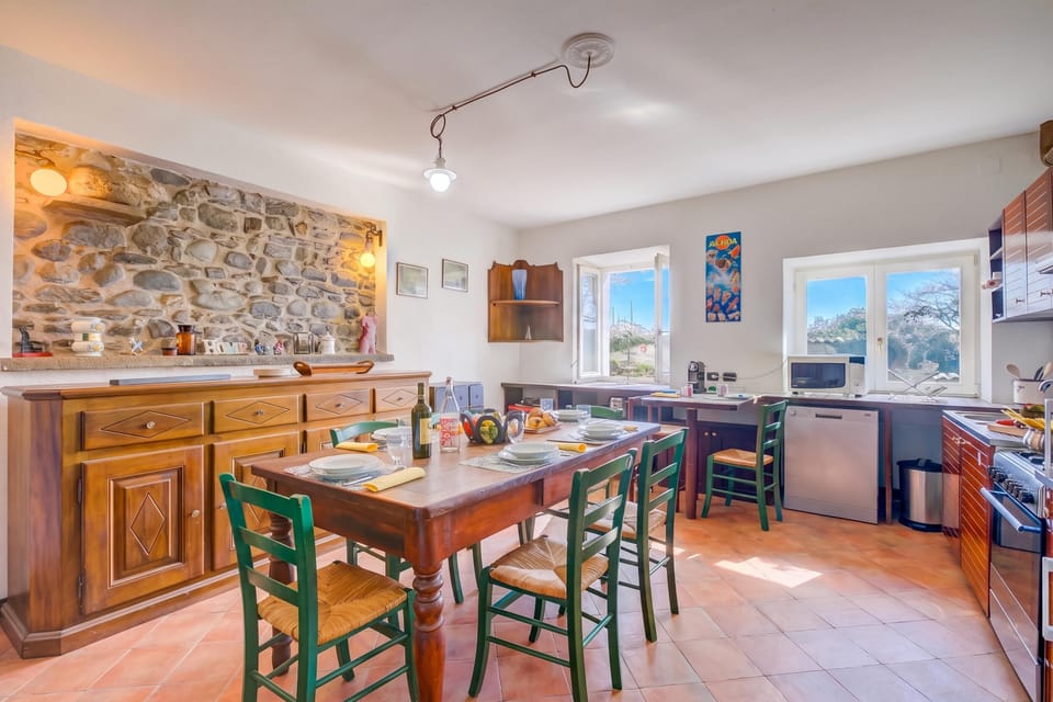 Kitchen and dining area