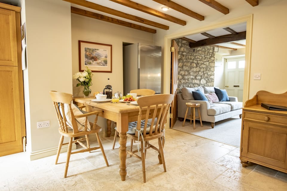 Fairview, Ampleforth: Open-plan kitchen and dining area