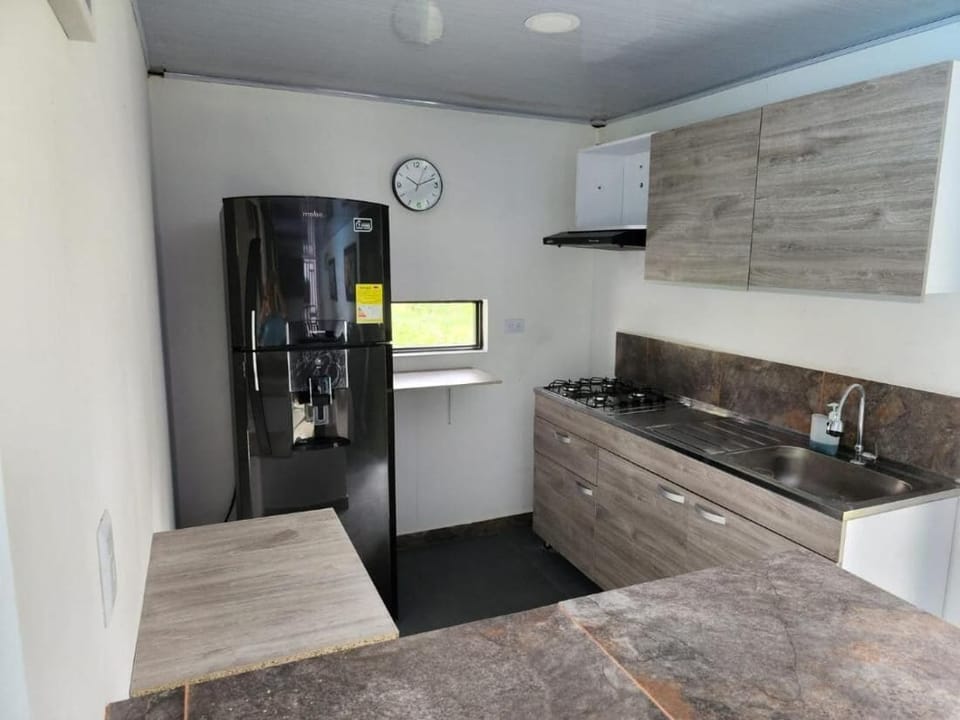 House, 4 Bedrooms, Accessible, Smoking | Interior