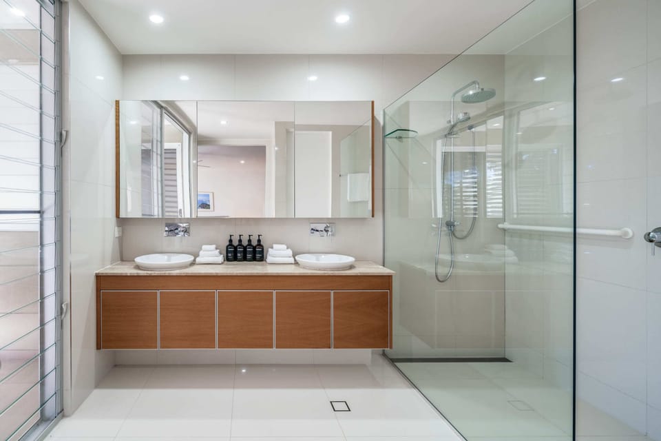Master Bedroom Ensuite