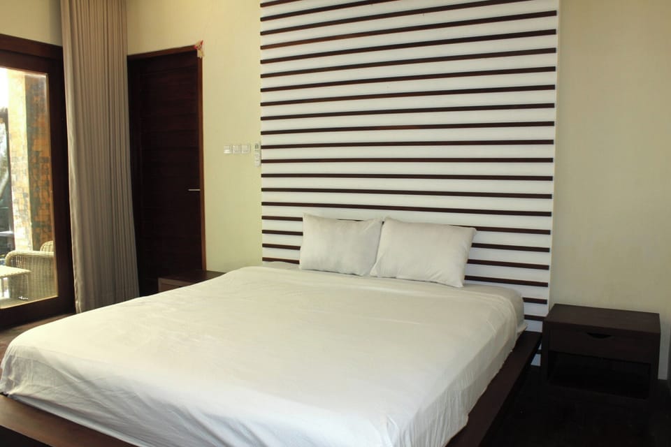 Standard Suite | 1 bedroom, bed sheets