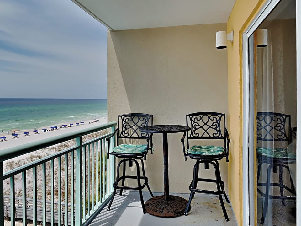 Gulf-Front Balcony