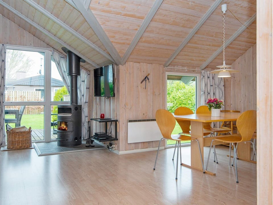 House | Dining