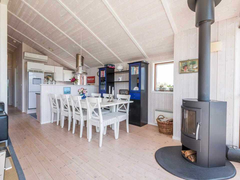 House | Dining