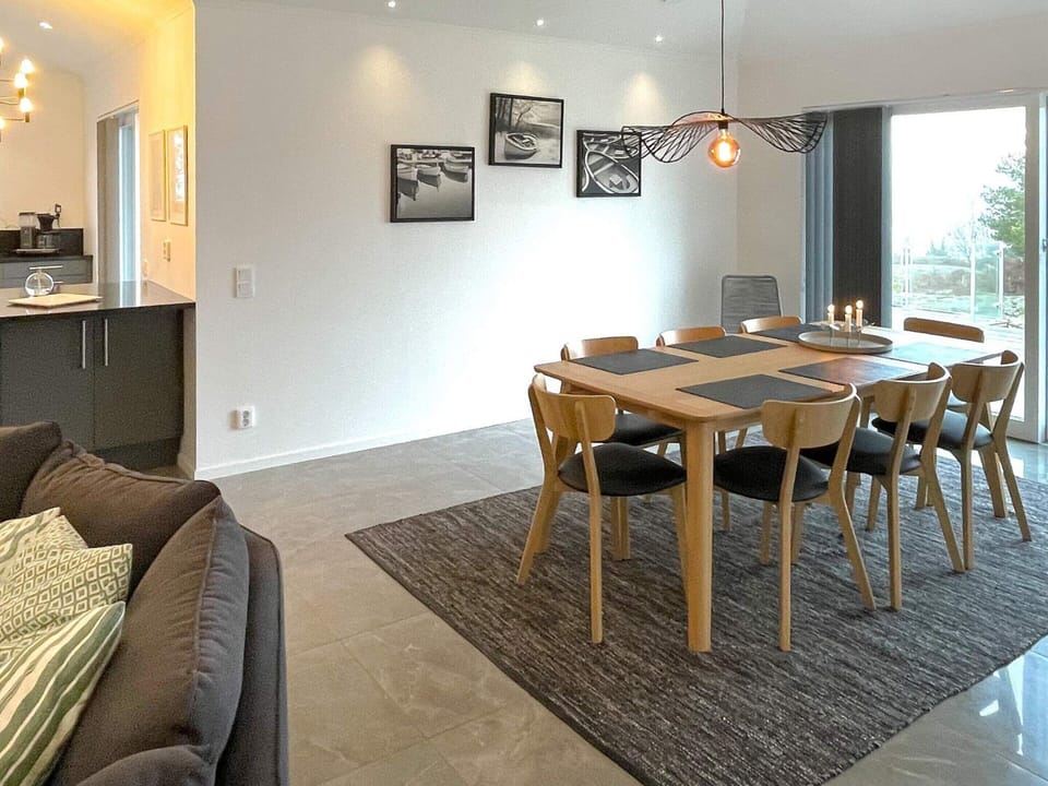 House | Dining