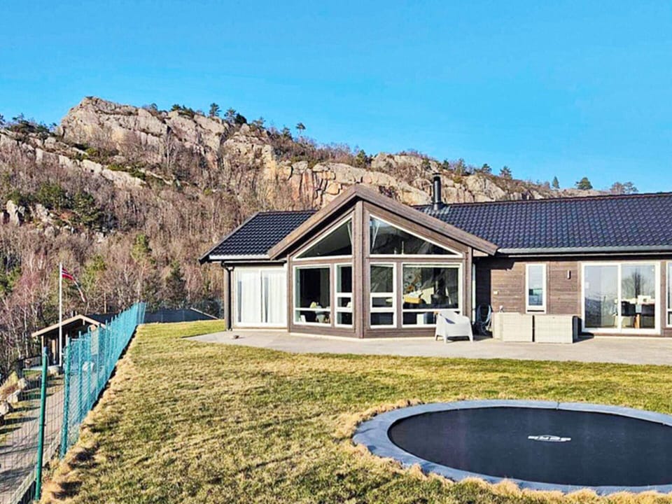 House | Exterior