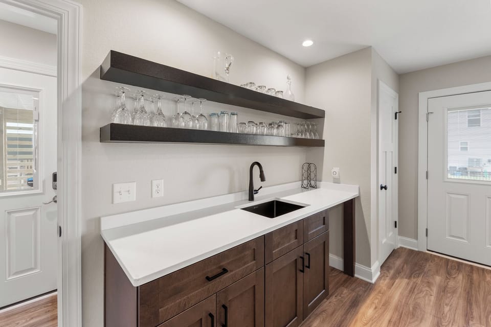 KDN9607: Mason's Beach House Getaway | Bottom Level Den w/ Wet Bar
