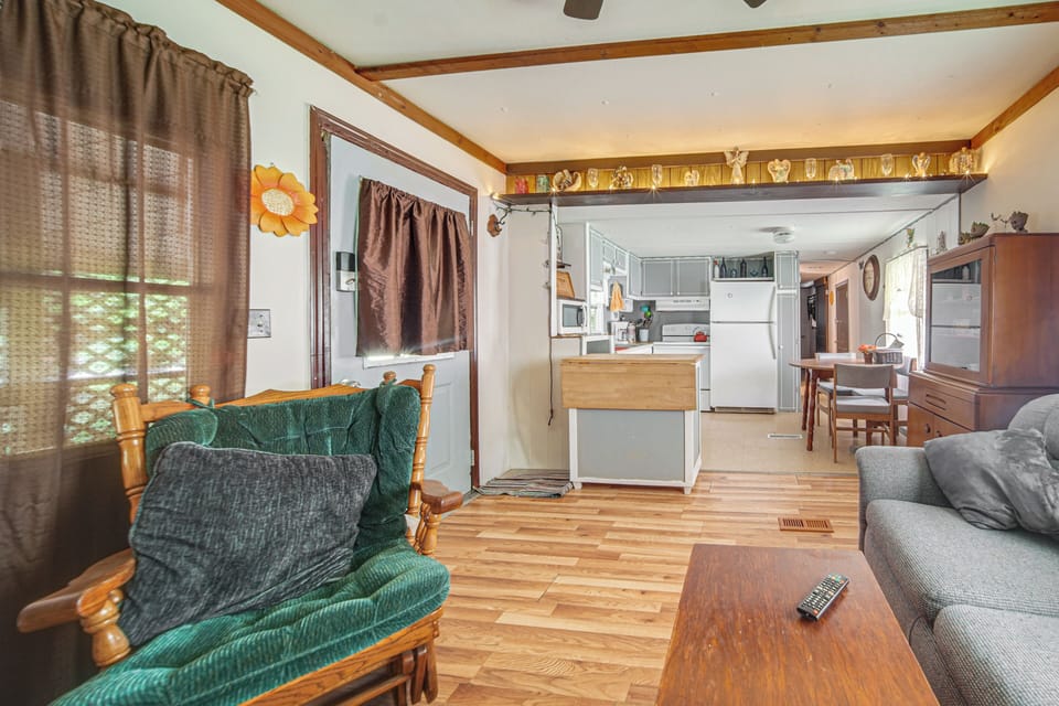 House (2 Bedrooms) | Interior
