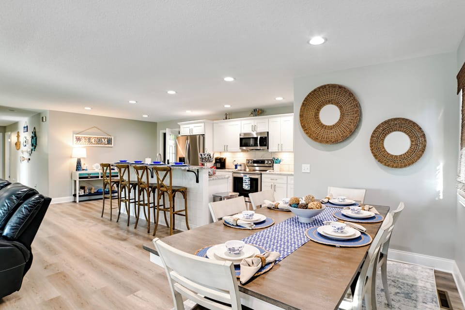 House (3 Bedrooms) | Interior