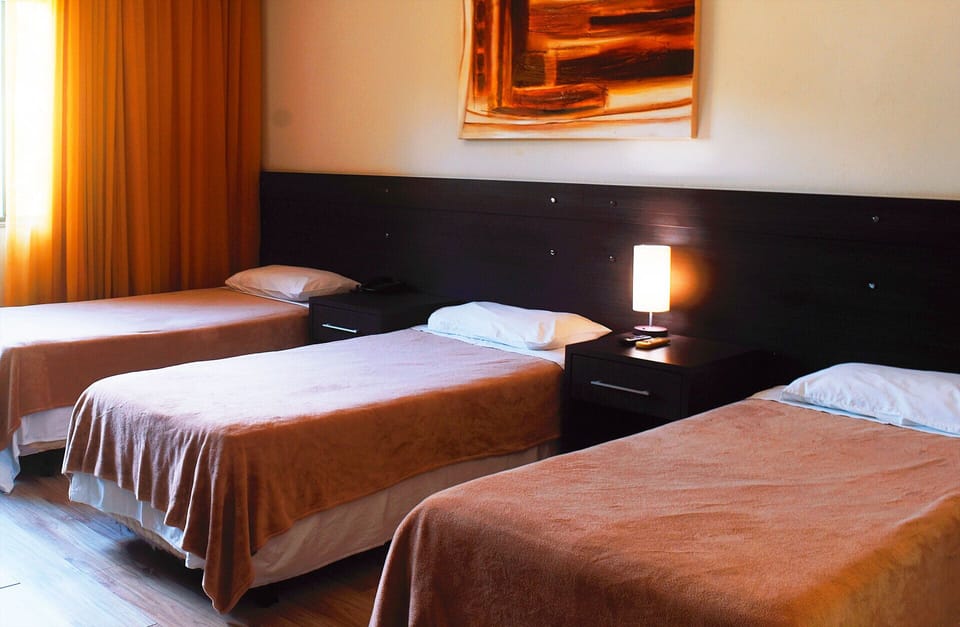Traditional Triple Room | Desk, laptop workspace, free WiFi