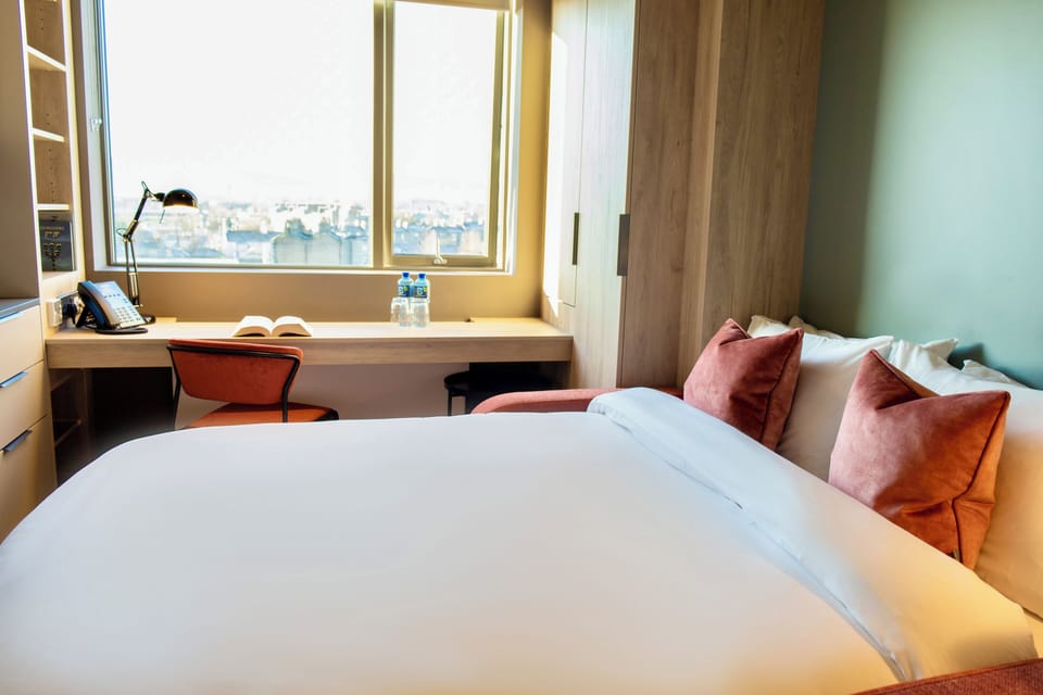 Standard Studio | In-room safe, desk, free WiFi, bed sheets
