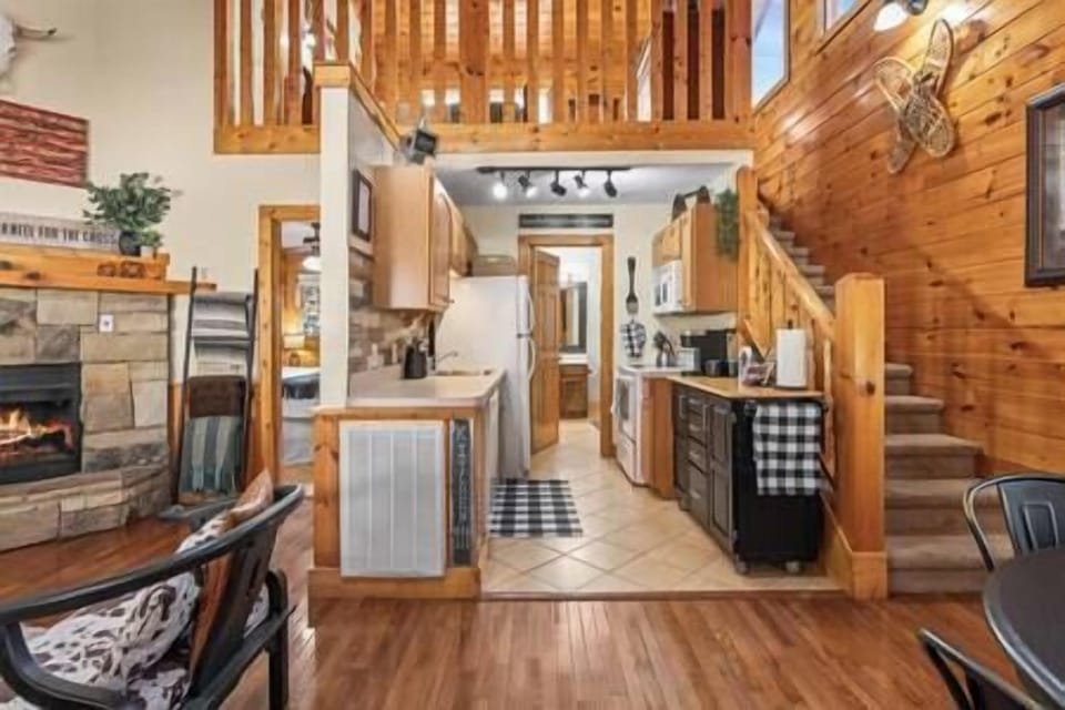Tastefully decorated and functional living space