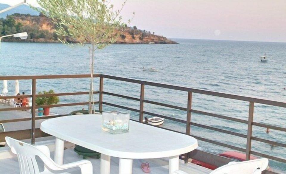 Moireas Apartments Bed and Breakfast in Messenia