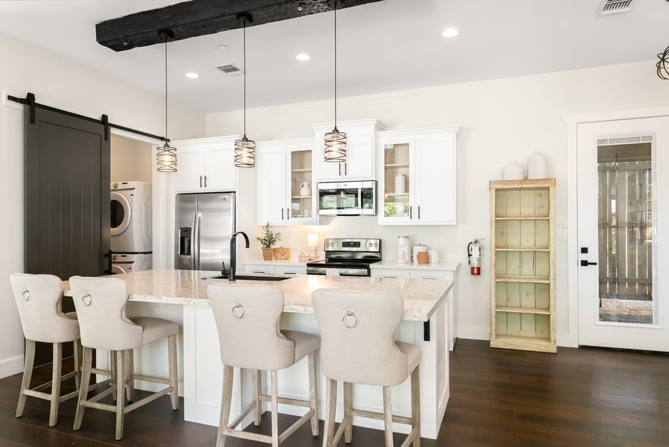 Keurig, Blender, Toaster, Pots & Pans, Spice Rack