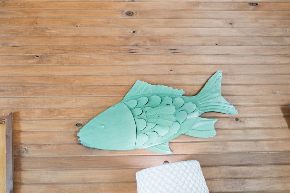 Fun coastal accents add to the experience.