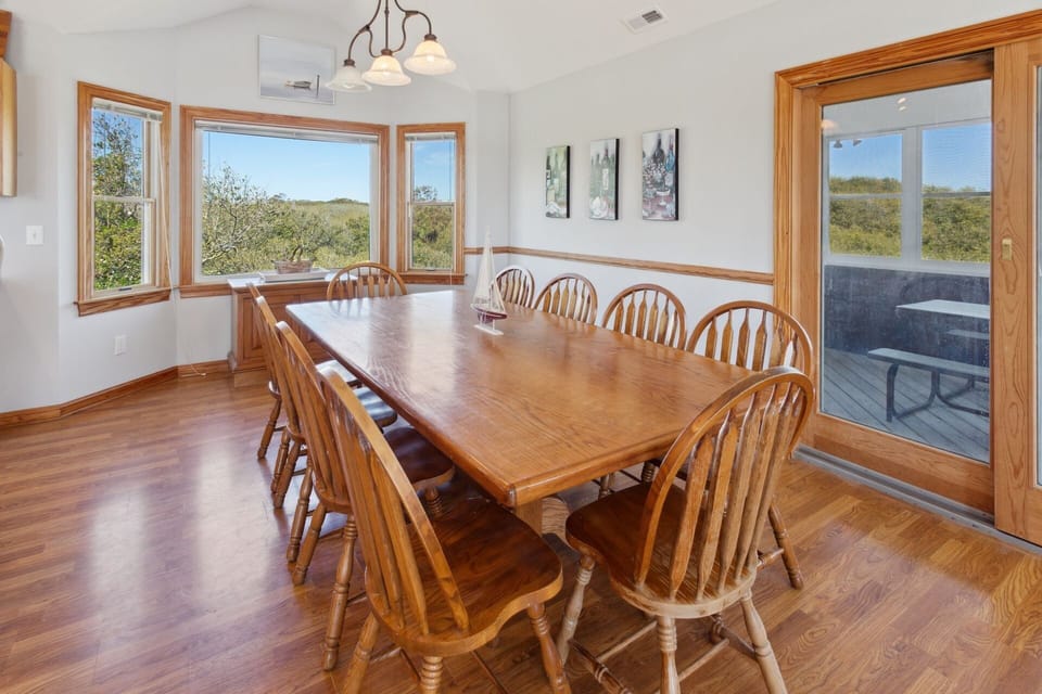 Enjoy a meal together in the Dining Area with seating for 10!