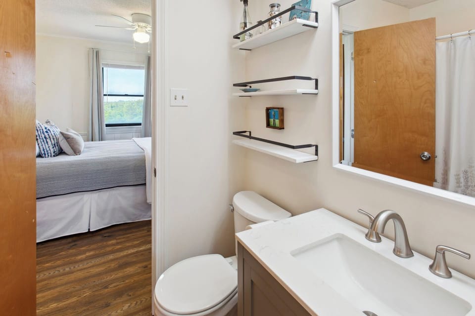 The Jack-n-Jill Shared Bathroom keeps you comfortable throughout your stay!