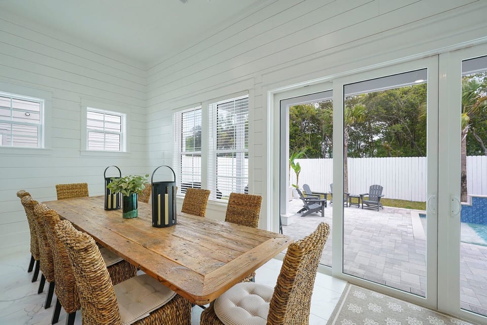 Big Gus - Seacrest Beach - Game Room Seating Area