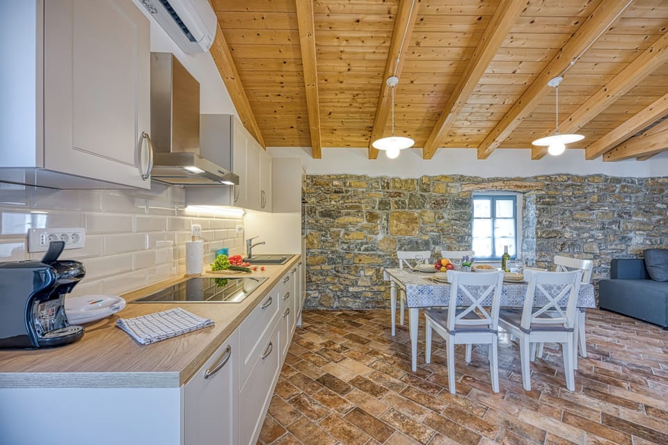 Kitchen and dining area
