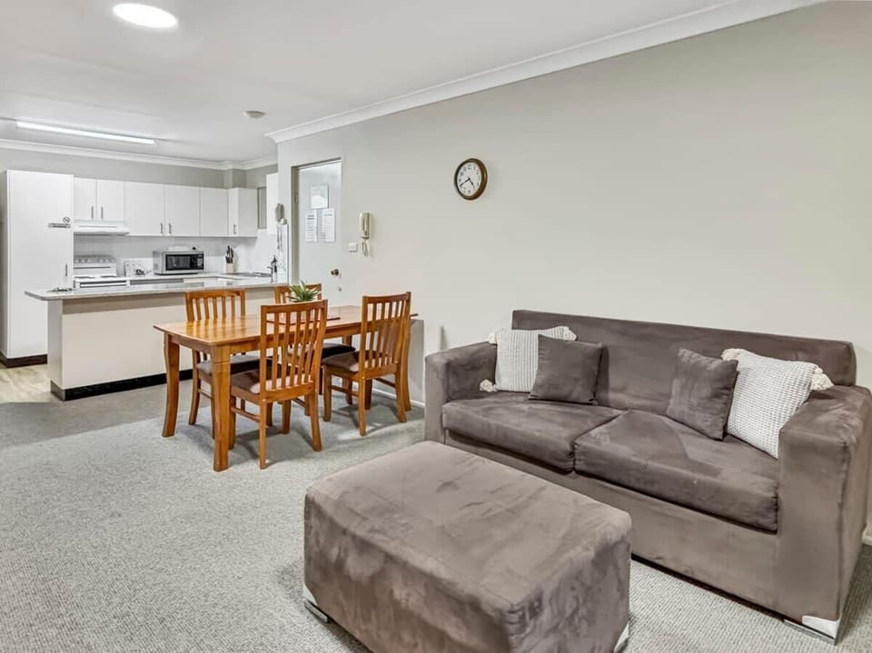 Living Area + Smart TV